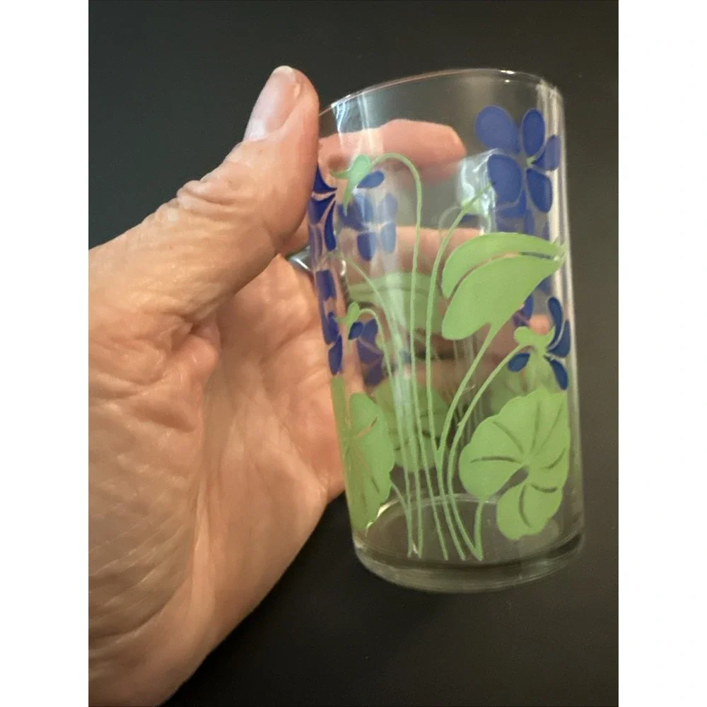 Vintage 1940s-50s Swanky Swigs Juice  GlassPosy Pattern Violet  Pre Owned